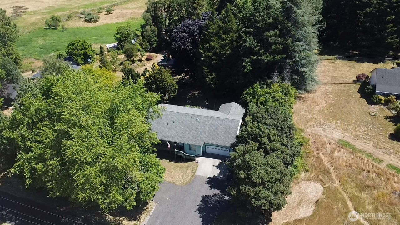 18549 Roseburg Street Southwest Rochester, WA 98579 - Photo 34 of 36 Gallery Image 34