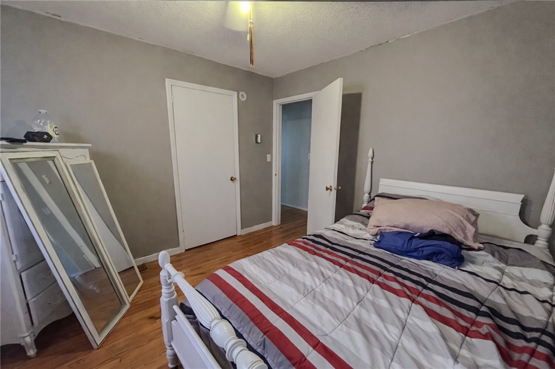 206 Collingwood Drive Anderson, SC 29621 - Photo 10 of 23 This spacious bedroom offers ample comfort and natural wood flooring.
