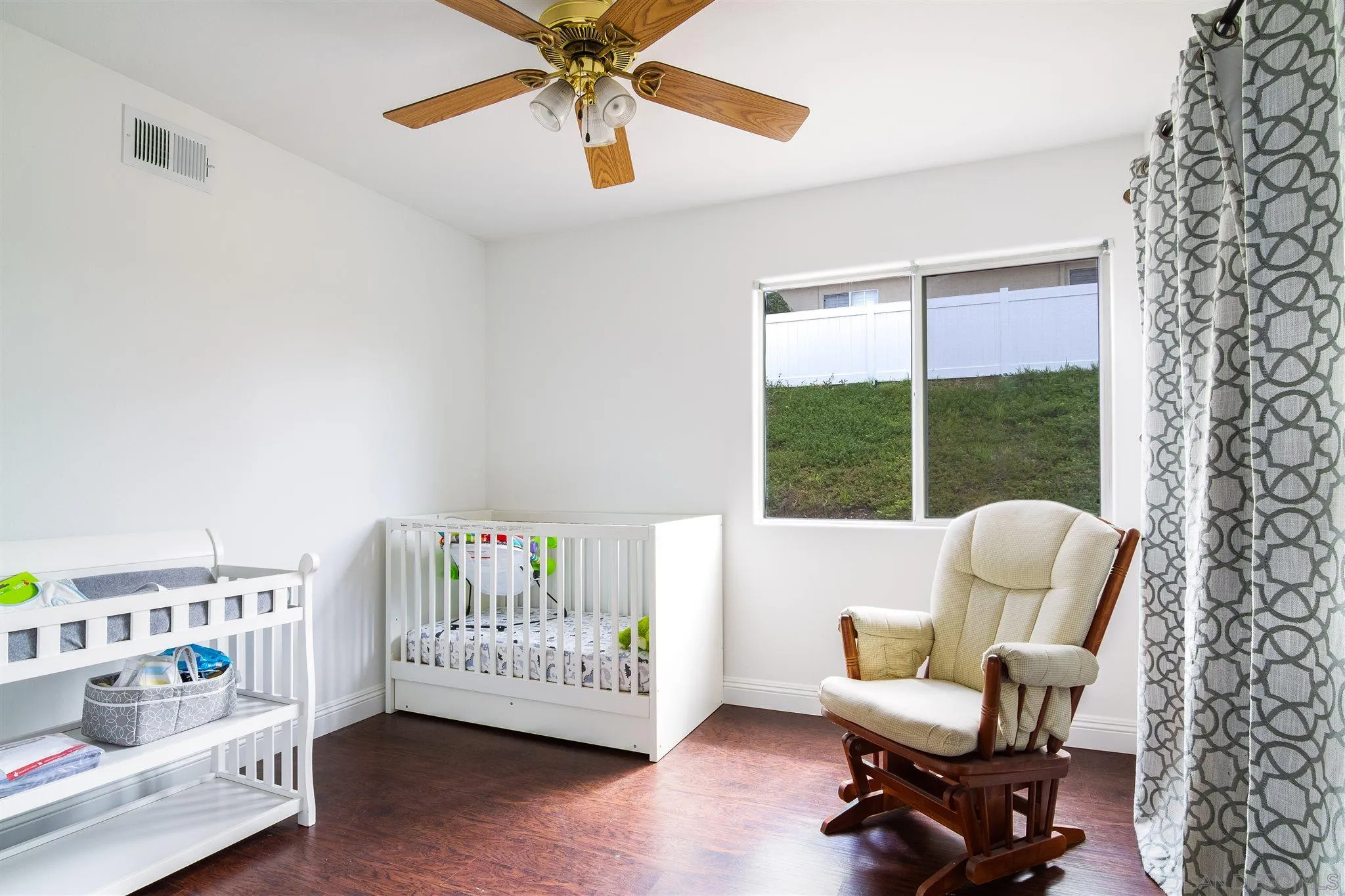 8624 Clifford Heights Road Santee, CA 92071 - Photo 15 of 39 Gallery Image 15