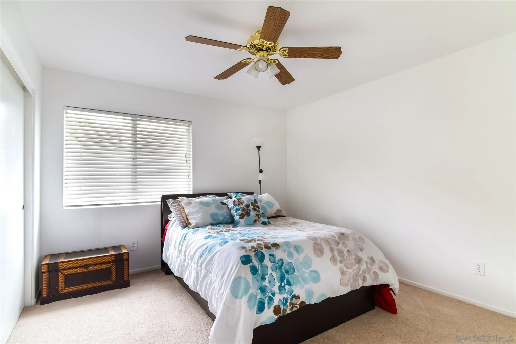 8624 Clifford Heights Road Santee, CA 92071 - Photo 29 of 39 Gallery Image 29