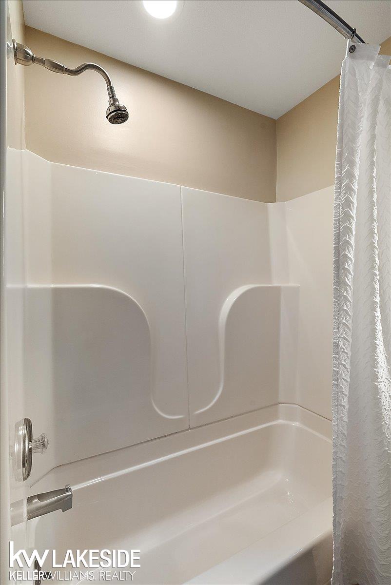 1455 Oak Ridge Road Oxford, MI 48371 - Photo 66 of 78