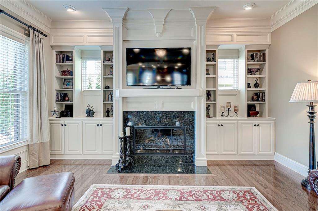 2330 Finchley Road Carmel, IN 46032 - Photo 13 of 41 Gallery Image 13
