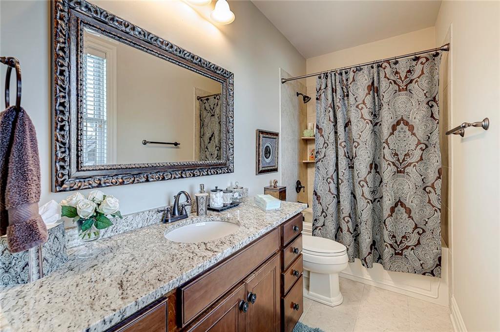 2330 Finchley Road Carmel, IN 46032 - Photo 20 of 41 Gallery Image 20