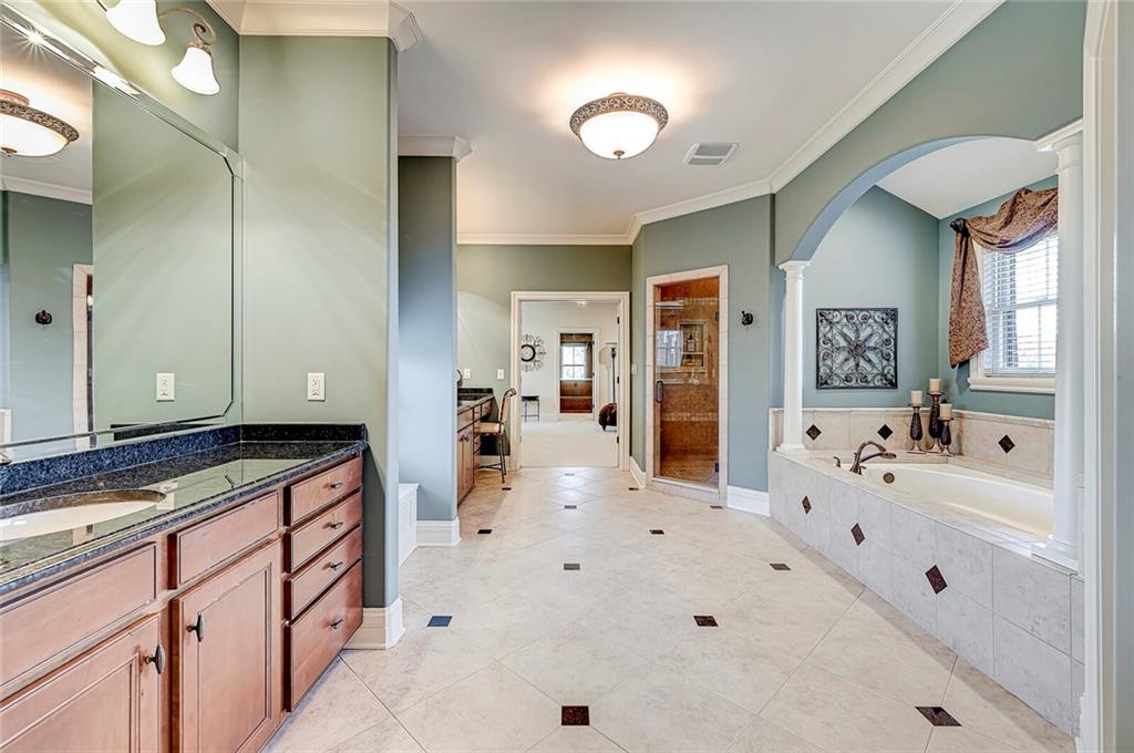 2330 Finchley Road Carmel, IN 46032 - Photo 23 of 41 Gallery Image 23