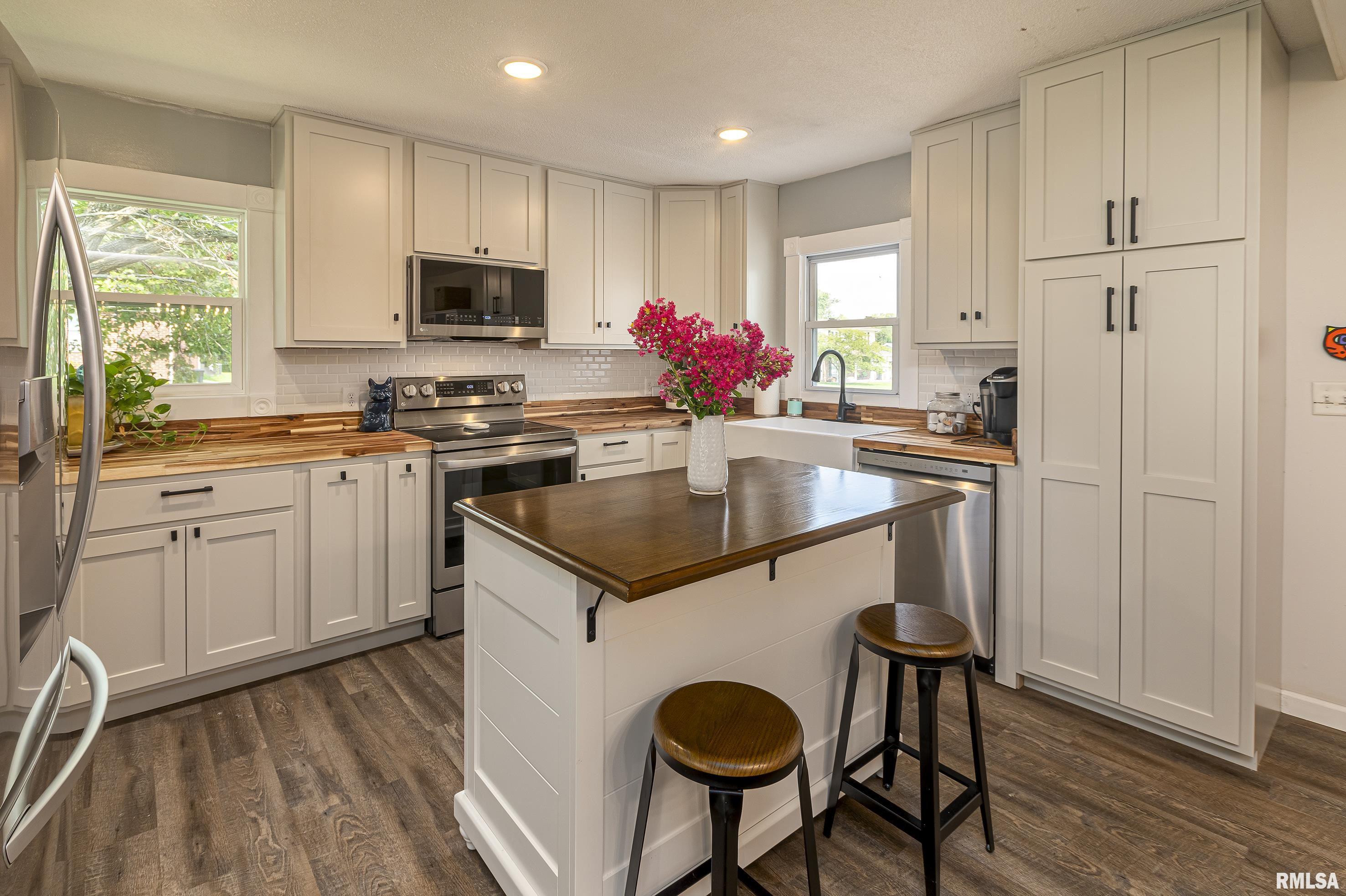 507 Bainbridge Road Marion, IL 62959 - Photo 8 of 32 Gallery Image 8