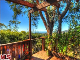 1207 North Tigertail Road Los Angeles, CA 90049 - Photo 1 of 1 Gallery Image 1