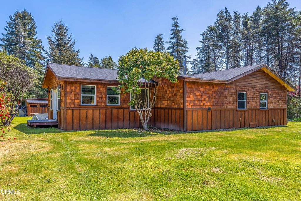 41912 Powers Road Mendocino, CA 95460 - Photo 32 of 48 a view of a yard in front of house