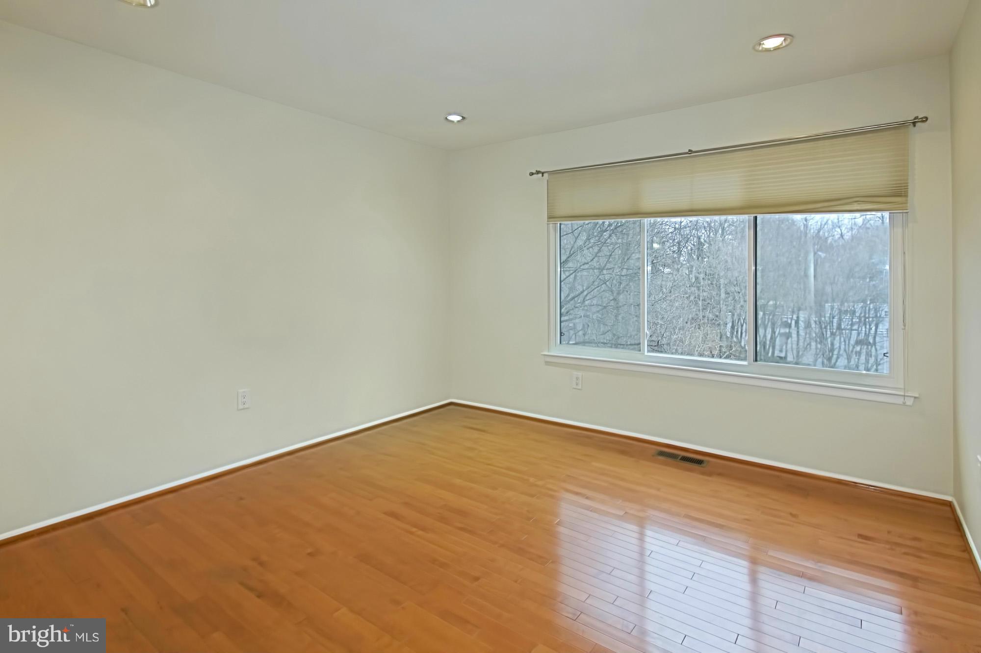 2177 Cabots Point Lane Reston, VA 20191 - Photo 19 of 30 Bedroom