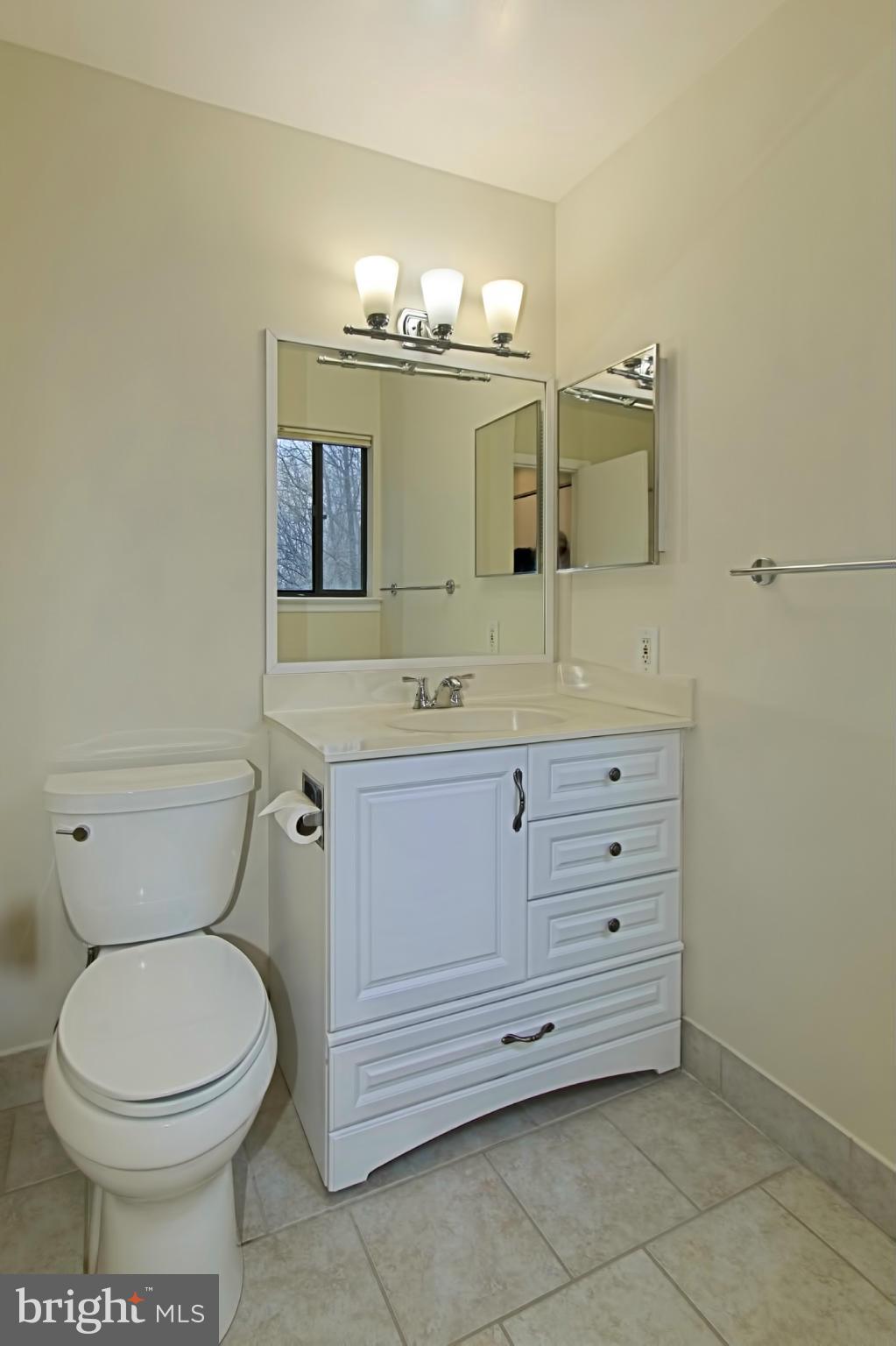 2177 Cabots Point Lane Reston, VA 20191 - Photo 20 of 30 Bath
