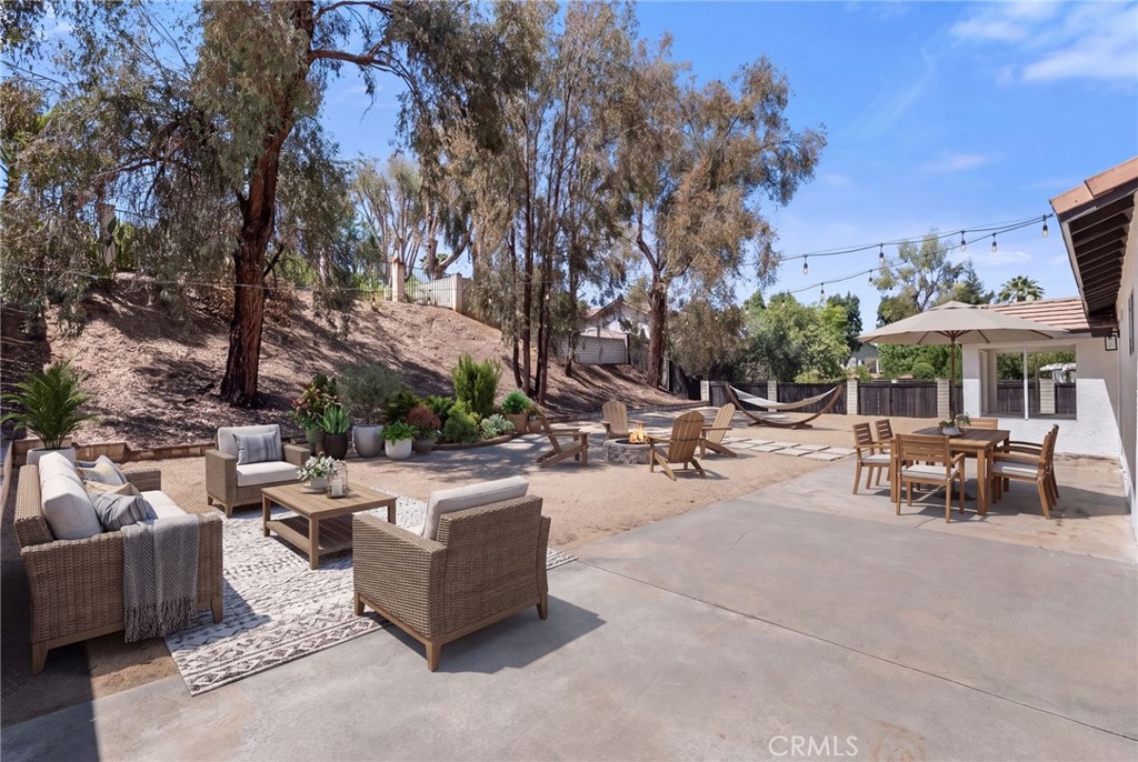 1074 Basilone Drive Riverside, CA 92506 - Photo 31 of 42
