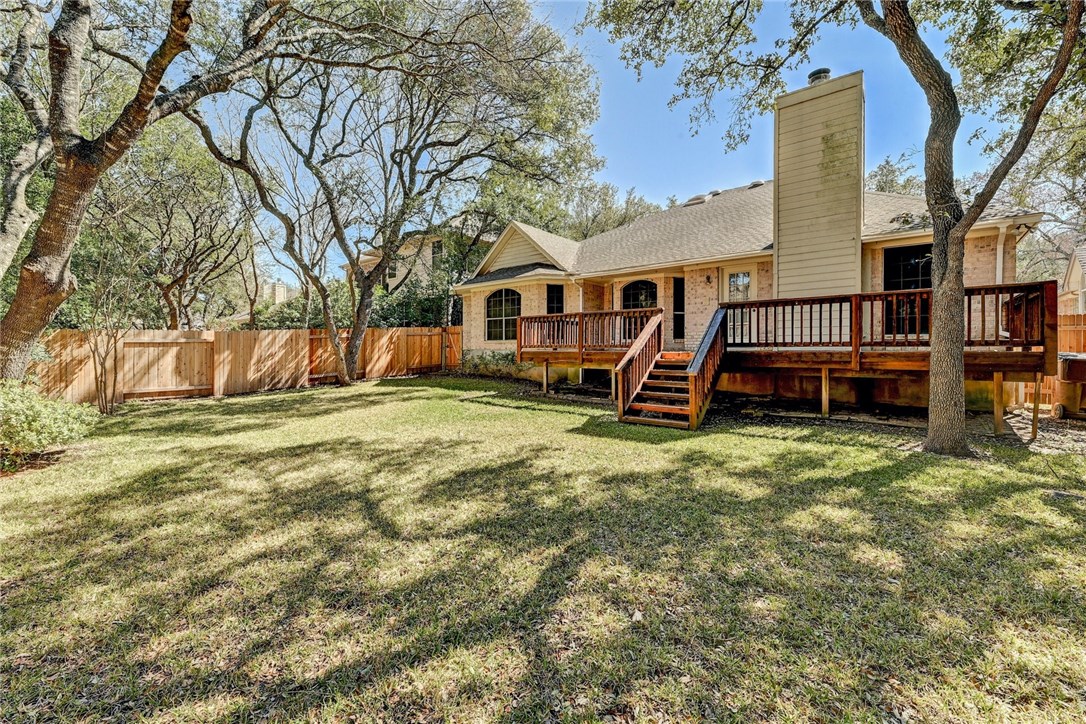 9404 Temecula Pass Austin, TX 78717 - Photo 29 of 31 View toward the back of the house.