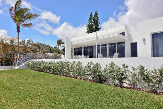 2 Ocean Drive Jupiter Inlet Colony, FL 33469 - Photo 18 of 50 2 Ocean Dr Jupiter FL 33469-small-020-8-