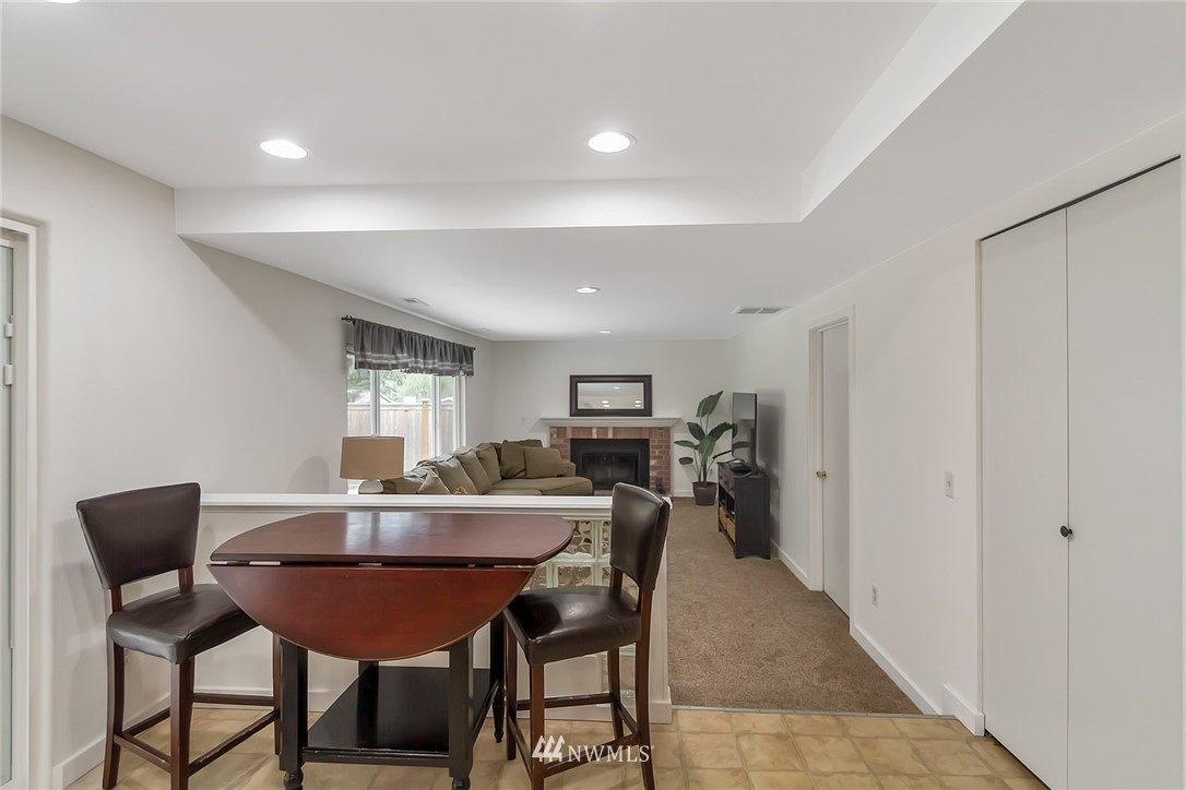 327 163rd Place Southeast Bothell, WA 98012 - Photo 11 of 25 Gallery Image 11