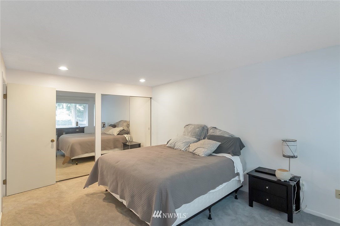 327 163rd Place Southeast Bothell, WA 98012 - Photo 16 of 25 Gallery Image 16