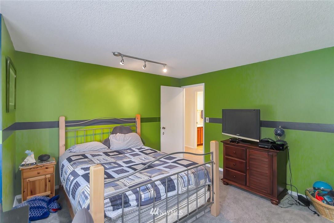 327 163rd Place Southeast Bothell, WA 98012 - Photo 19 of 25 Gallery Image 19