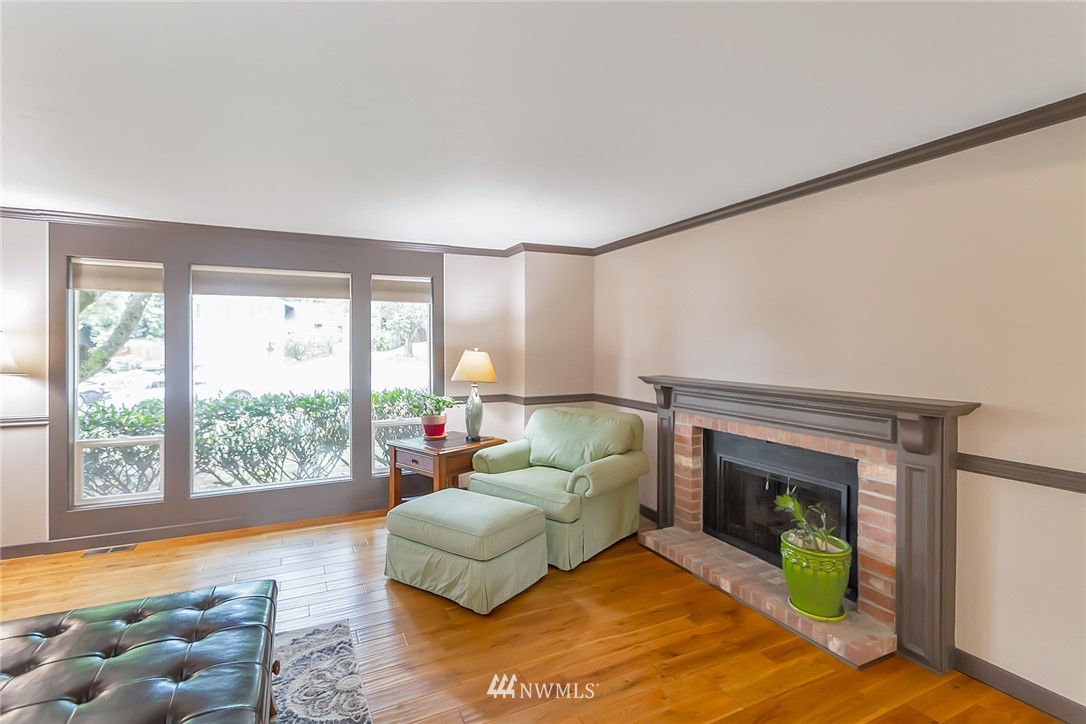 327 163rd Place Southeast Bothell, WA 98012 - Photo 7 of 25 Gallery Image 7