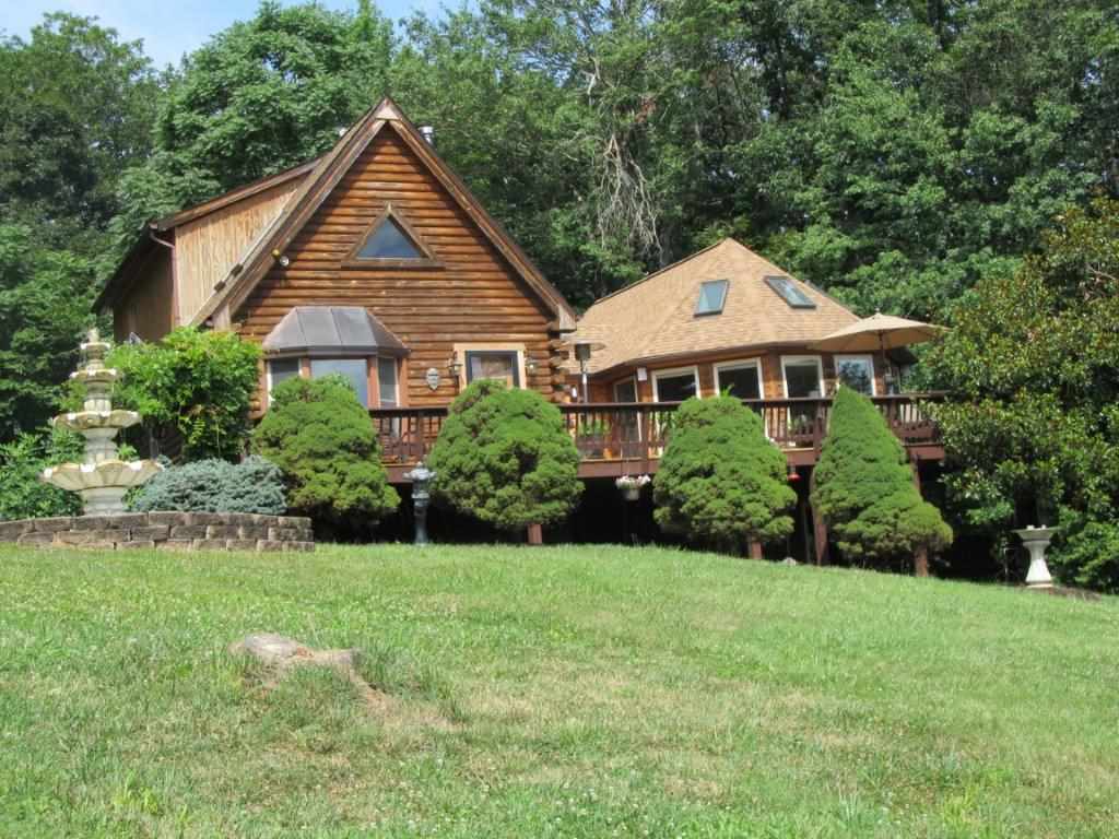430 Riverview Drive Rileyville, VA 22650 - Photo 1 of 31 Gallery Image 1