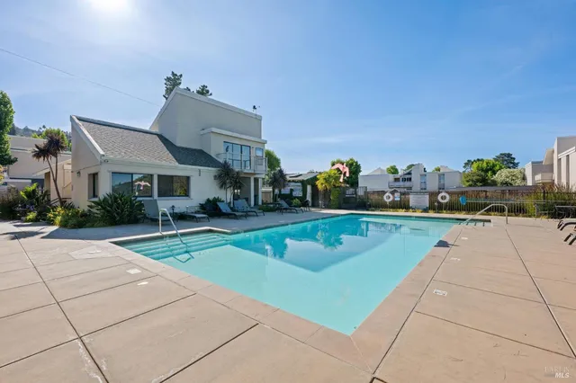 $649,000 | 310 Larkspur Plaza Drive, Larkspur, CA 94939