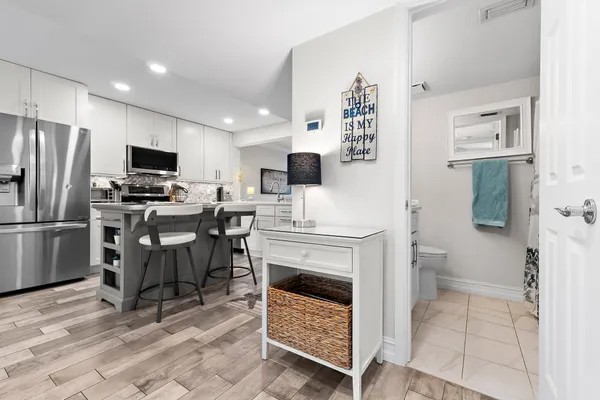 $375,000 | 1201 Pinecrest Circle, Unit B, Jupiter, FL 33458