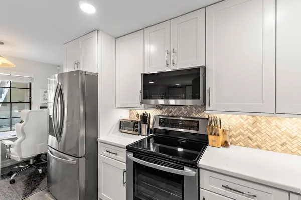 $375,000 | 1201 Pinecrest Circle, Unit B, Jupiter, FL 33458