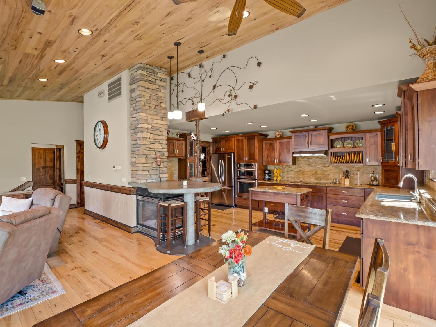 27459 Sky Harbour Road Friant, CA 93626 - Photo 28 of 77