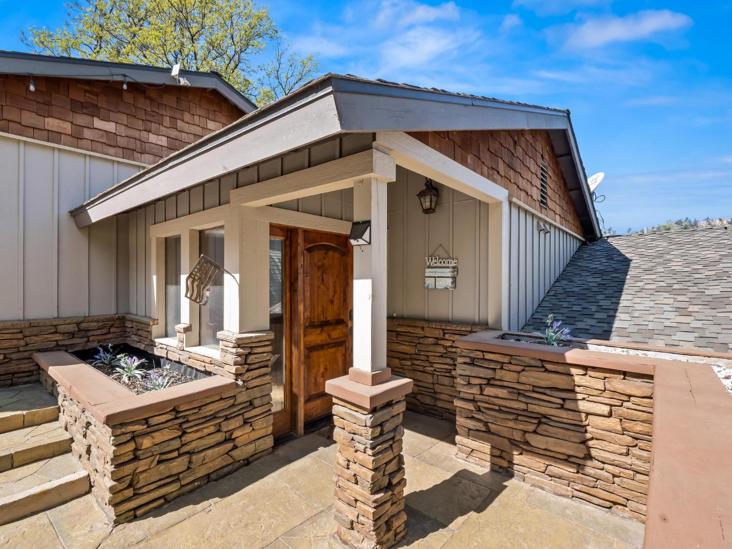 27459 Sky Harbour Road Friant, CA 93626 - Photo 4 of 77