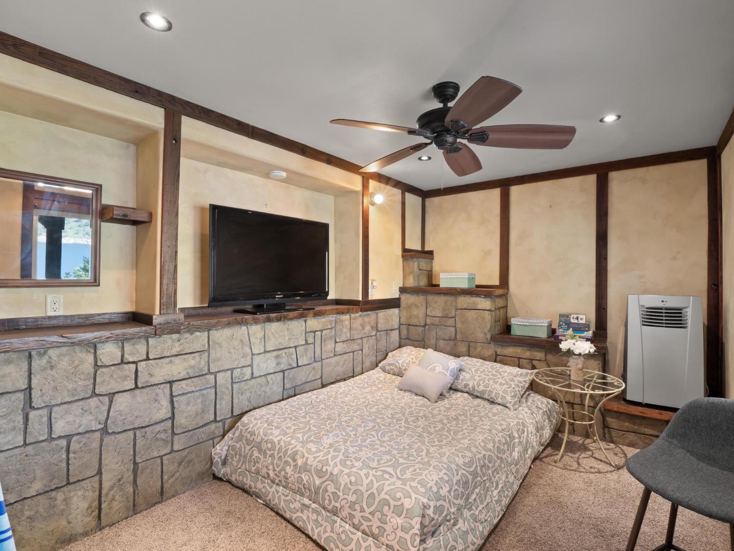 27459 Sky Harbour Road Friant, CA 93626 - Photo 55 of 77