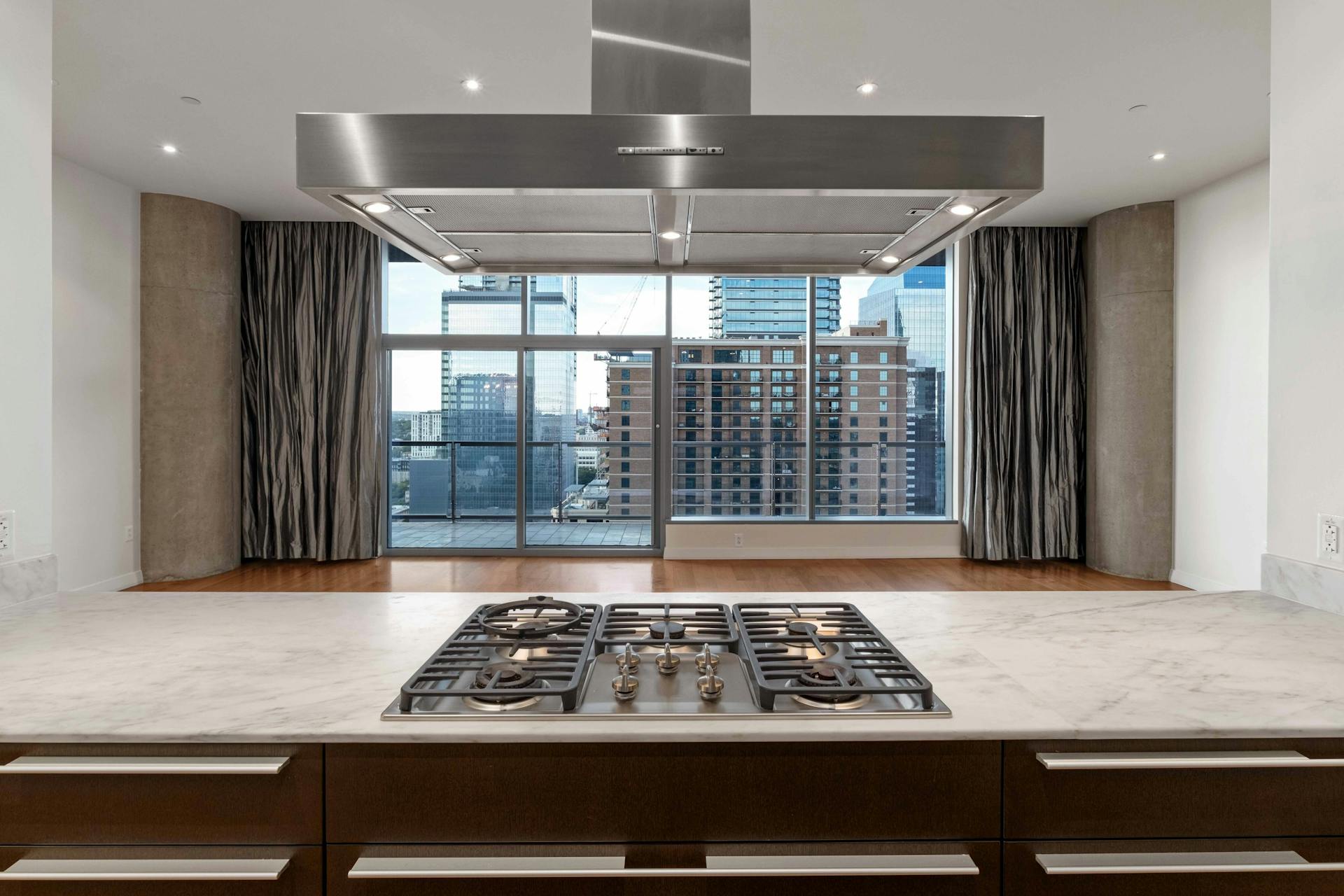 210 Lavaca Street, Unit 2105 Austin, TX 78701 - Photo 14 of 40