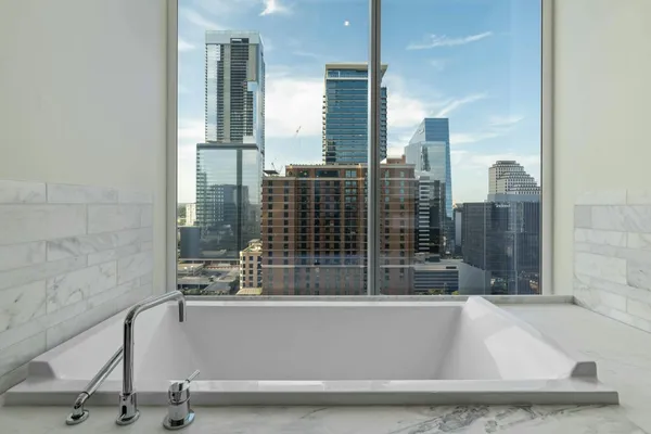 $2,650,000 | 210 Lavaca Street, Unit 2105, Austin, TX 78701
