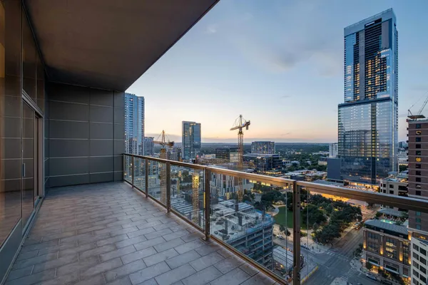 $2,650,000 | 210 Lavaca Street, Unit 2105, Austin, TX 78701