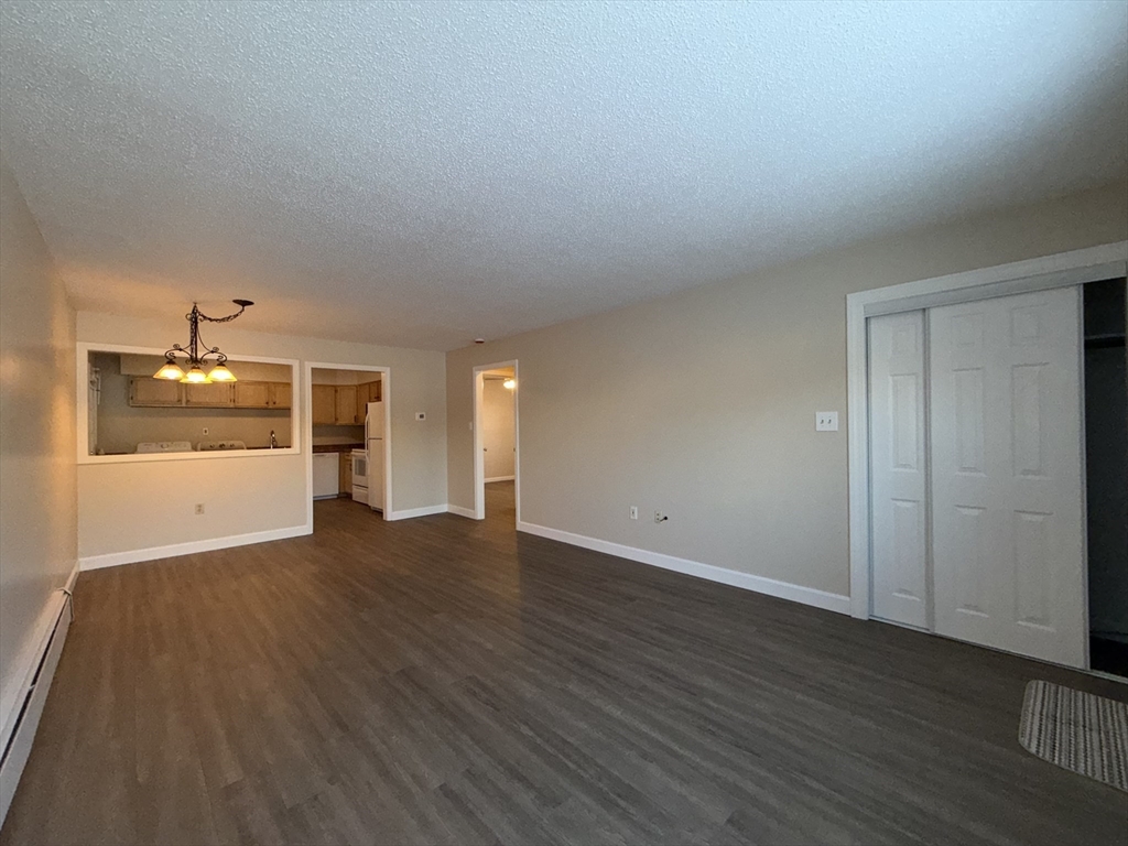 117 Andersen Road, Unit 117 Chicopee, MA 01022 - Photo 3 of 24