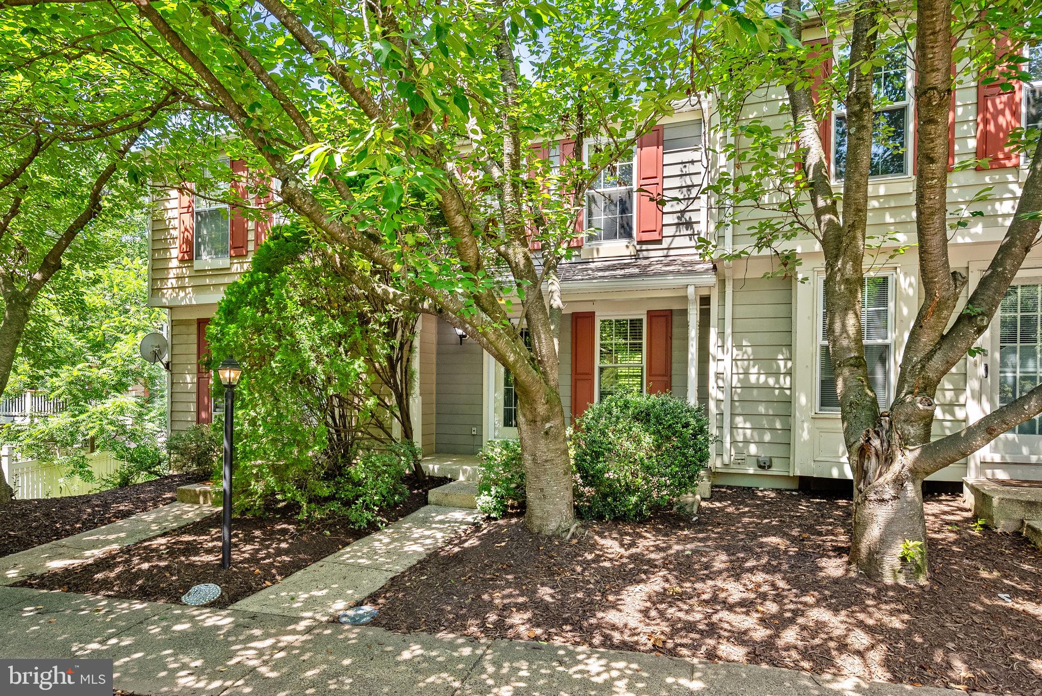 11908 Fieldthorn Court Reston, VA 20194 - Photo 1 of 47