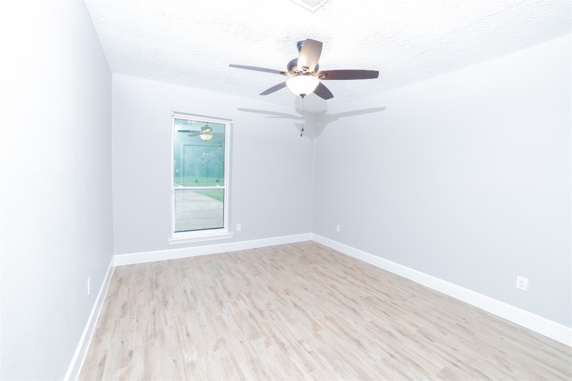 5823 Toddington Road Humble, TX 77346 - Photo 9 of 12