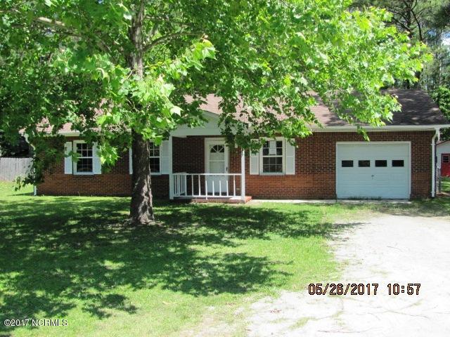 221 Sand Ridge Road Hubert, NC 28539 - Photo 1 of 13 221 Sandridge A Front View