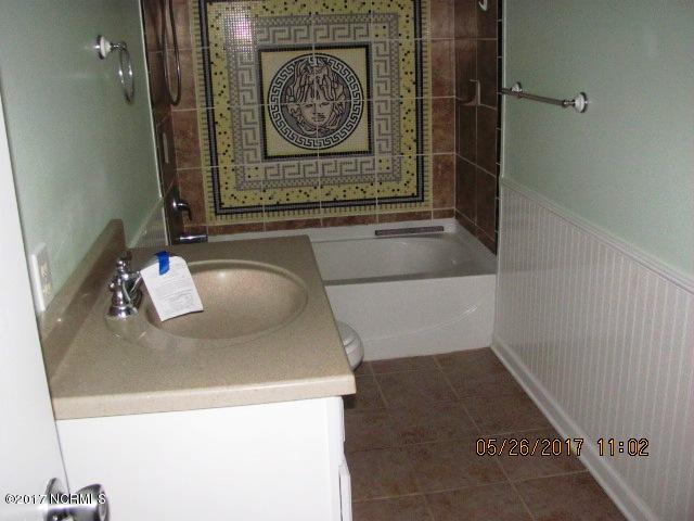221 Sand Ridge Road Hubert, NC 28539 - Photo 6 of 13 221 Sandridge Bathroom