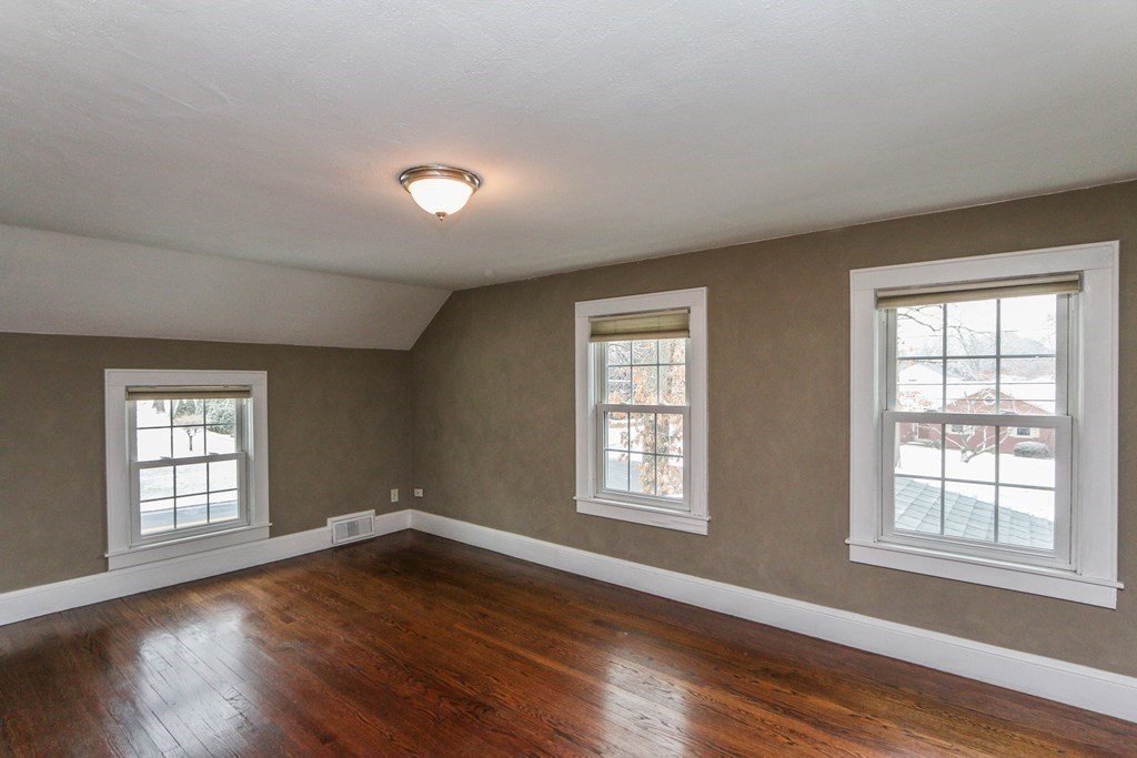 288 Burbank Road Longmeadow, MA 01106 - Photo 22 of 35 Gallery Image 22