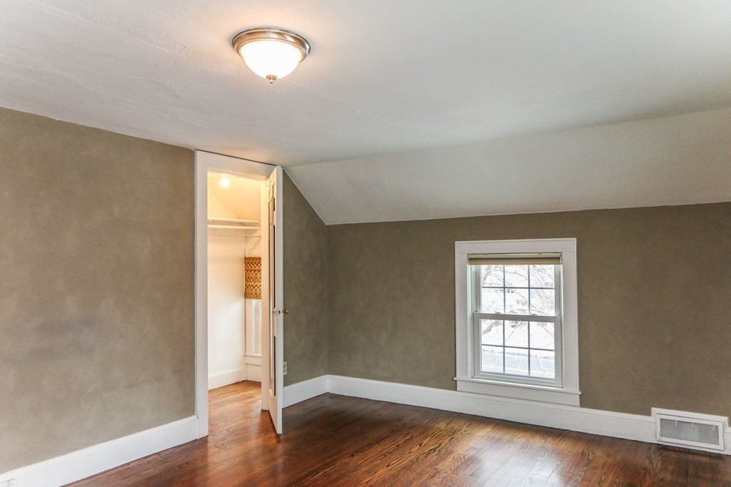 288 Burbank Road Longmeadow, MA 01106 - Photo 23 of 35 Gallery Image 23