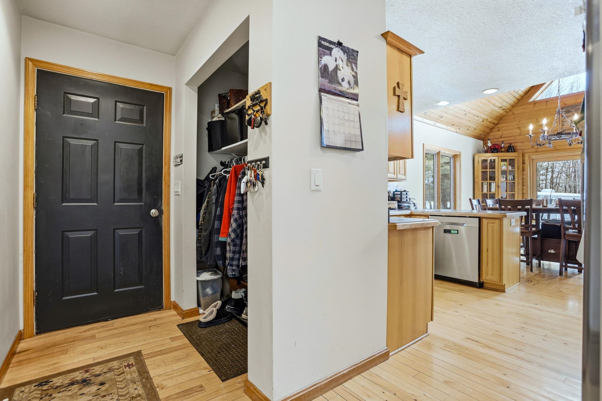 3900 Birch Run Road Millington, MI 48746 - Photo 4 of 62 50198900-92e3ca83-d5c8-41ed-b927-fc8760ceb6dd.JPG