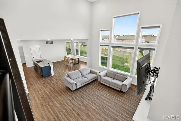 $625,000 | 434 Smithton Boulevard, O'Fallon, MO 63368