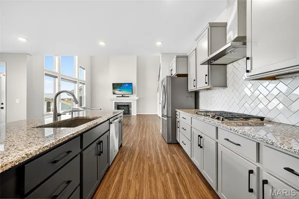 $625,000 | 434 Smithton Boulevard, O'Fallon, MO 63368