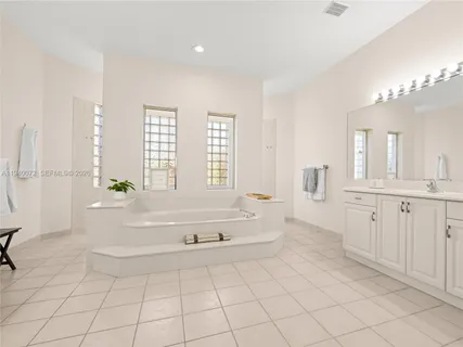 $2,050,000 | 15016 Southwest 35th Street, Davie, FL 33331