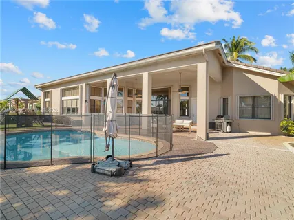 $2,050,000 | 15016 Southwest 35th Street, Davie, FL 33331