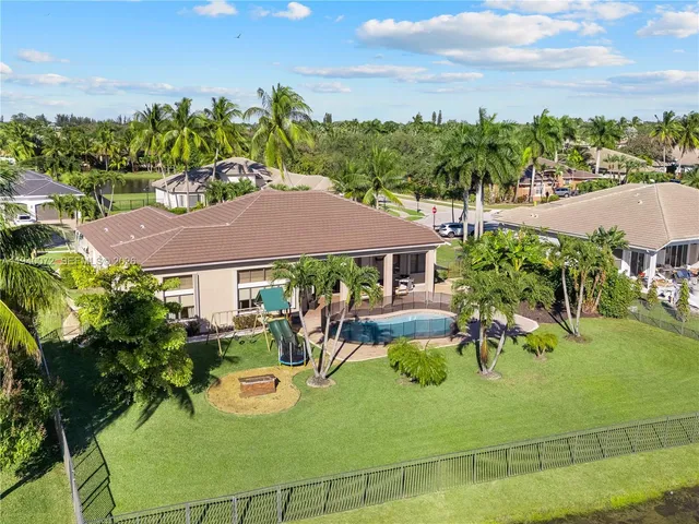 $2,050,000 | 15016 Southwest 35th Street, Davie, FL 33331