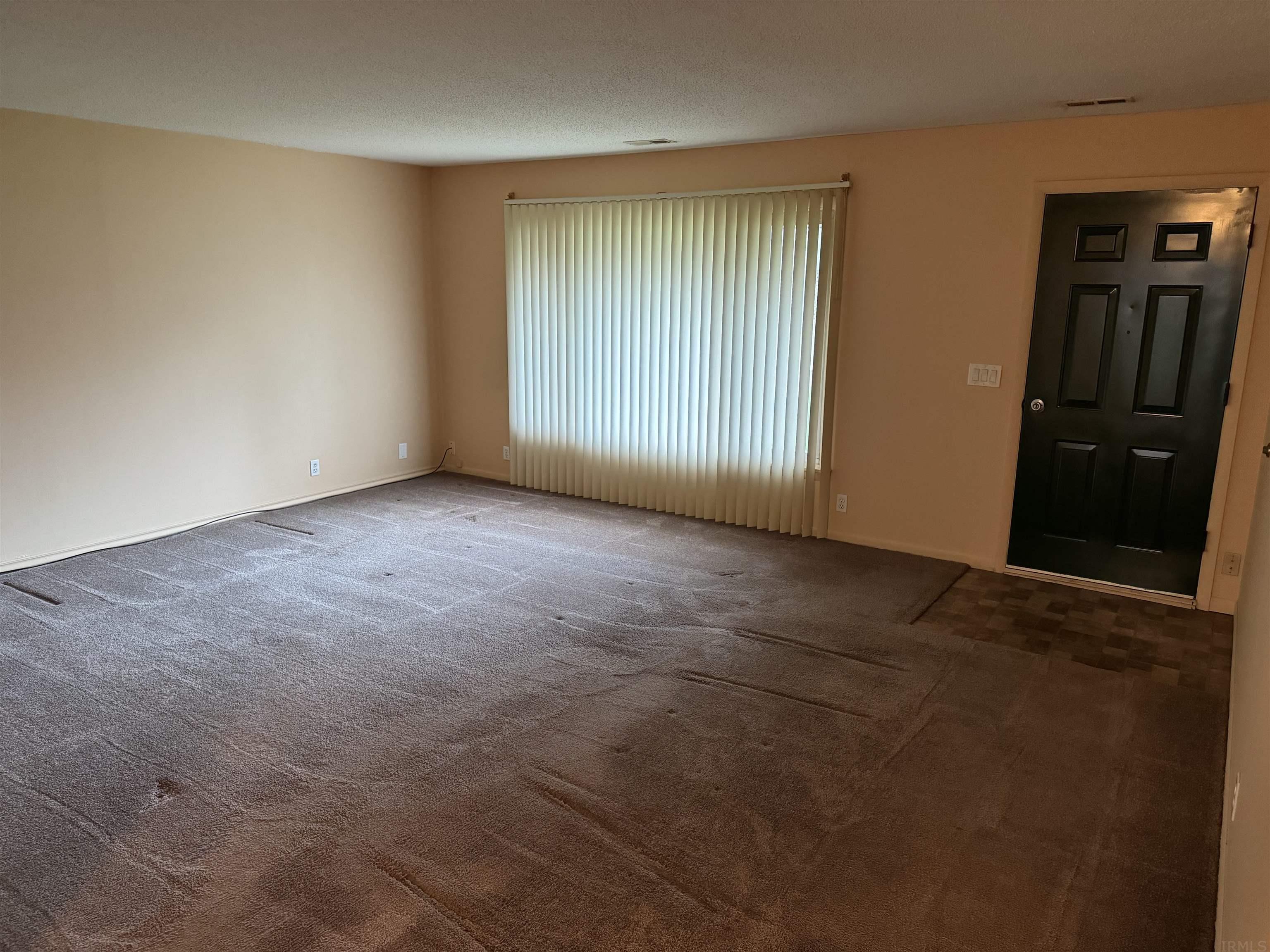 308 West Green Street Butler, IN 46721 - Photo 4 of 14