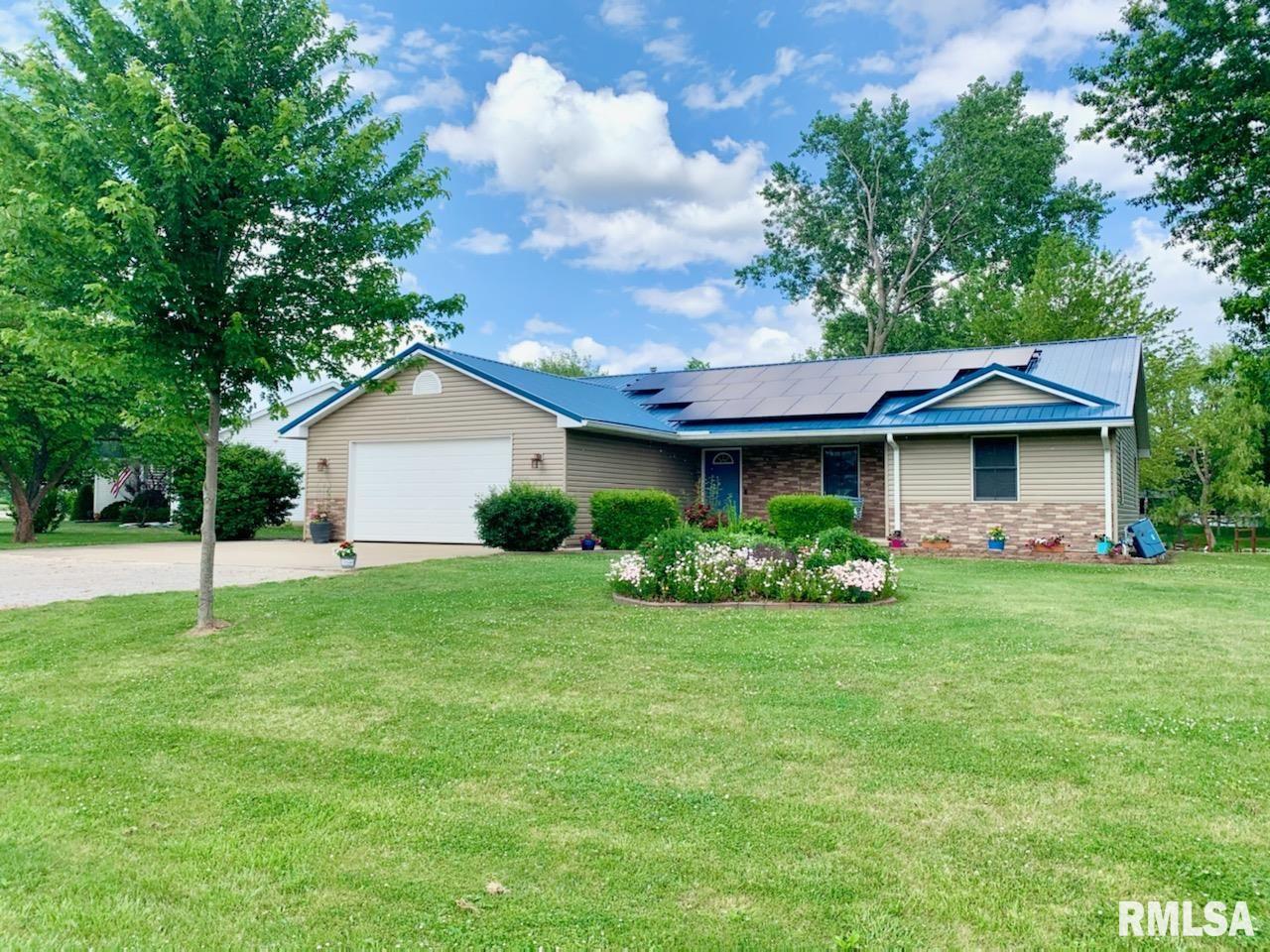 14354 Sandy Point Athens, IL 62613 - Photo 1 of 3 Gallery Image 1
