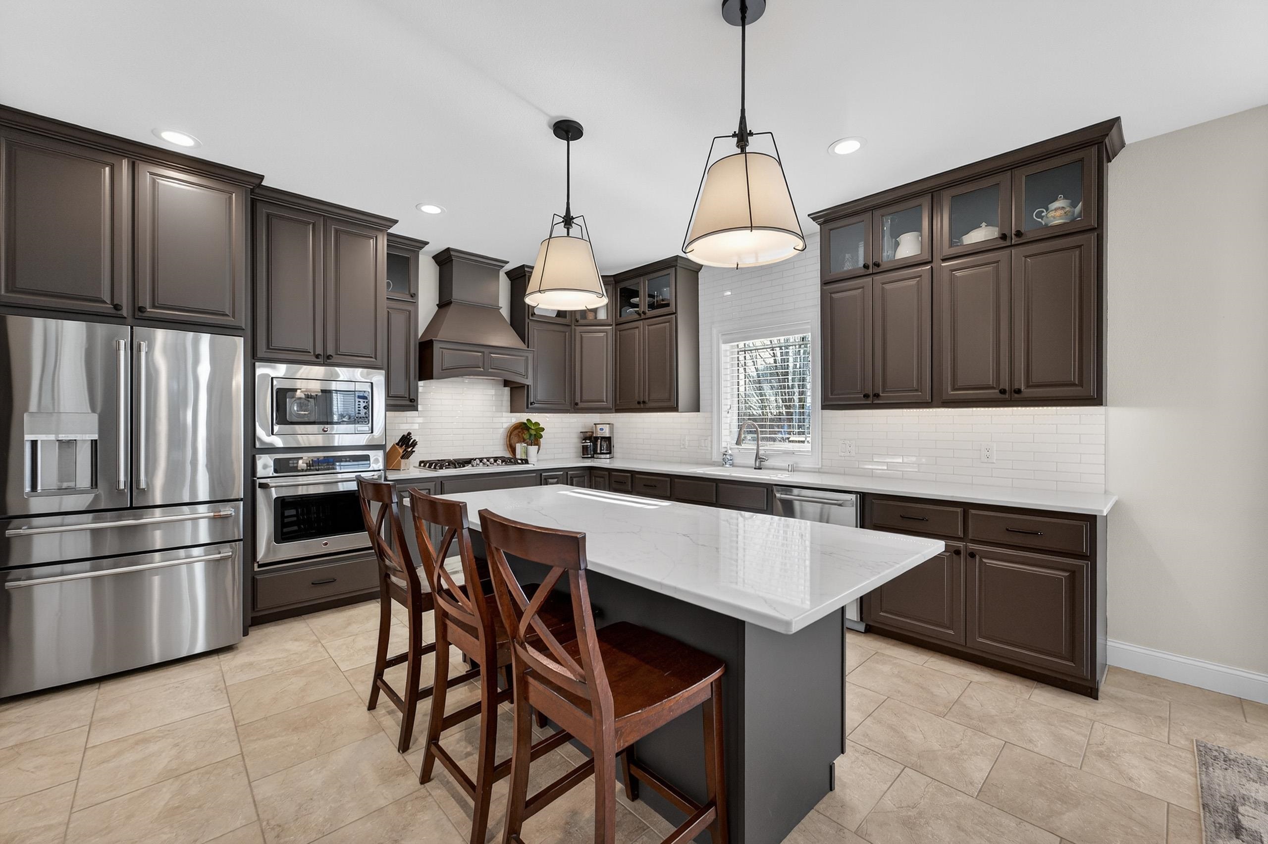 2014 Cardinal Way Waunakee, WI 53597 - Photo 14 of 50