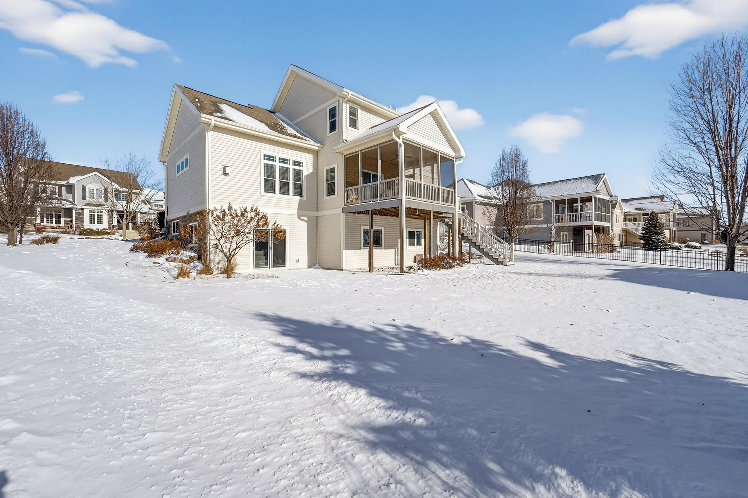 2014 Cardinal Way Waunakee, WI 53597 - Photo 48 of 50