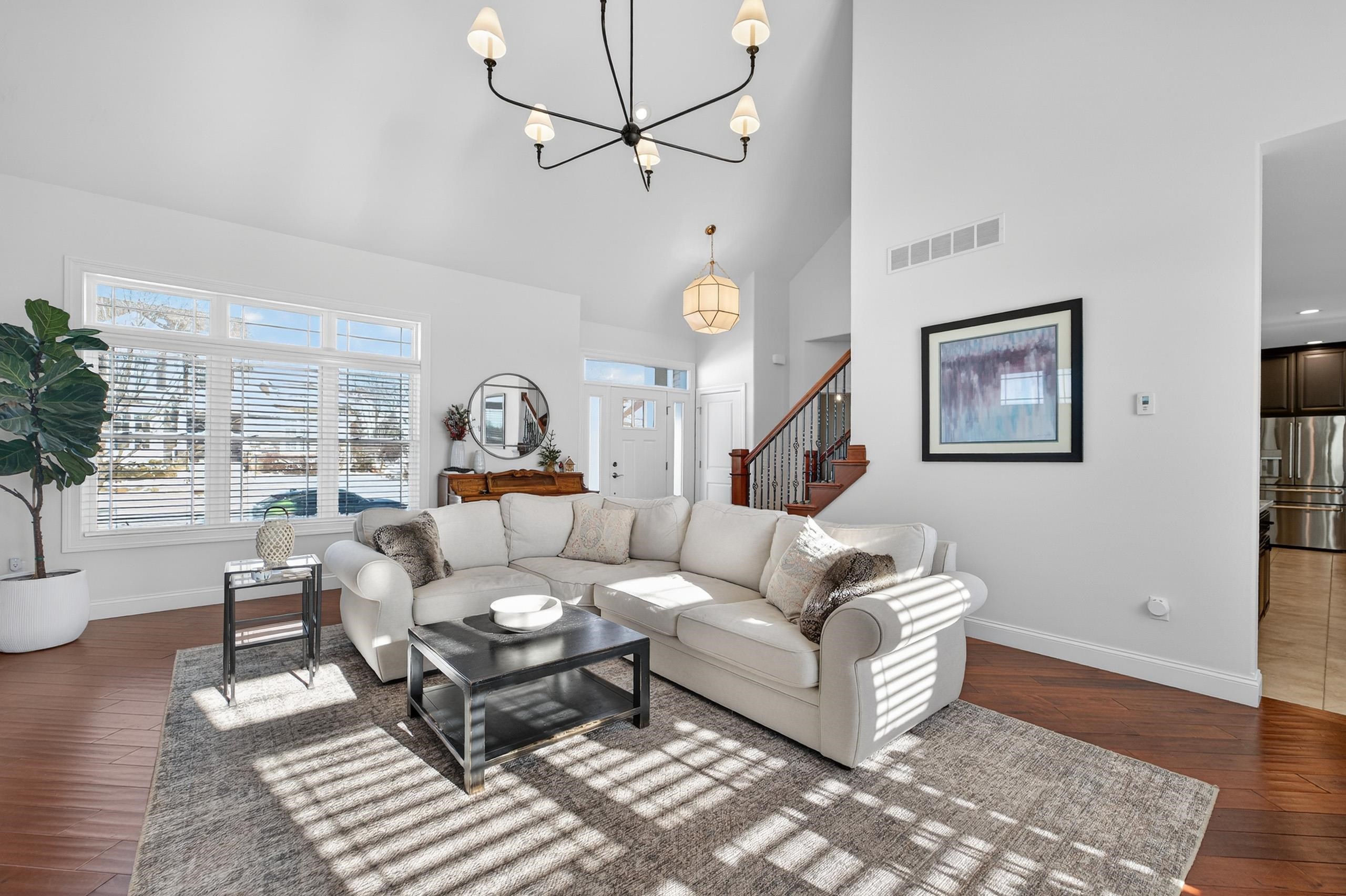 2014 Cardinal Way Waunakee, WI 53597 - Photo 9 of 50