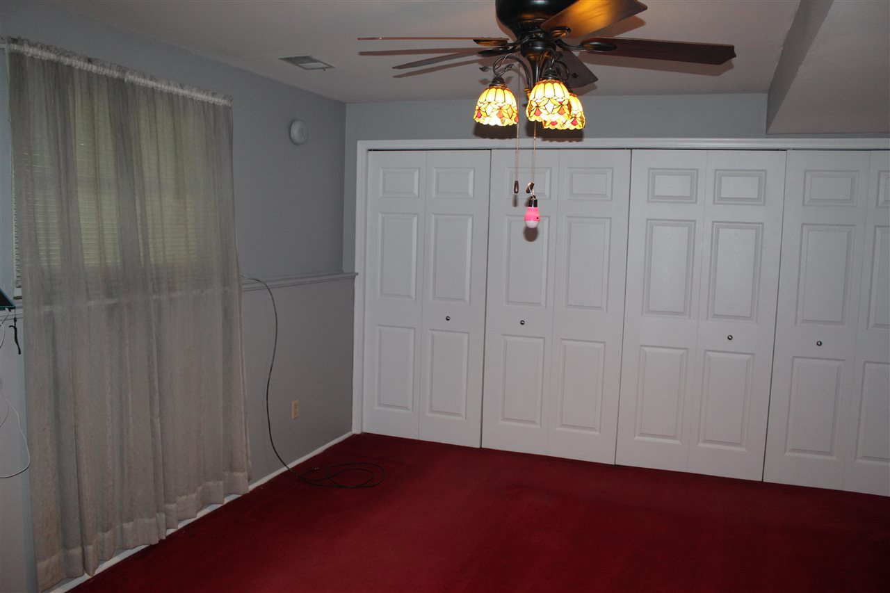 4466 North Vassar Road Flint, MI 48506 - Photo 16 of 31 50041028-15.JPG