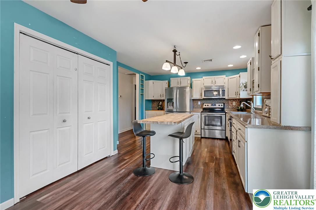 2490 Schlegel Road Bath, PA 18014 - Photo 16 of 33